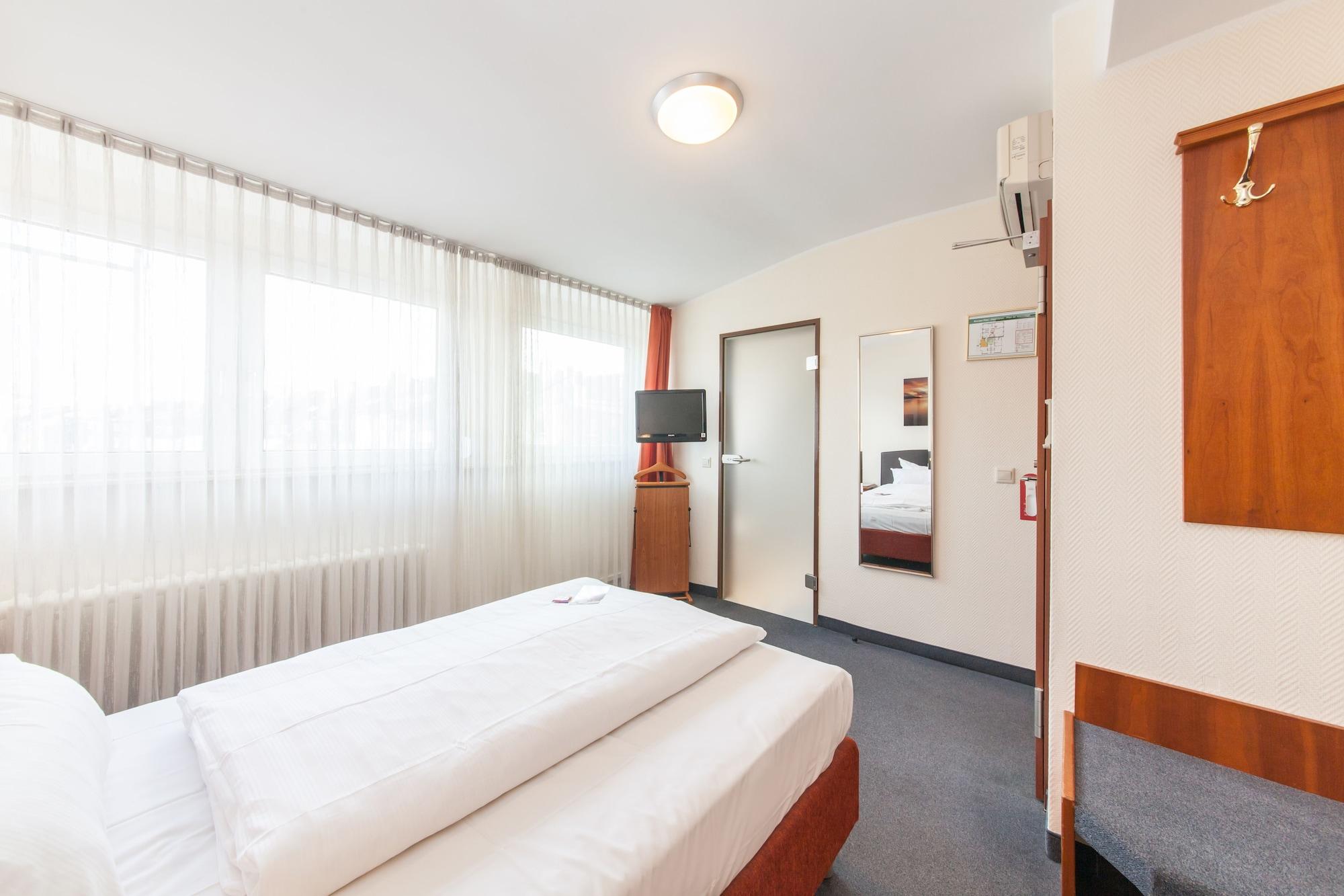 Hotel Flora Duesseldorf Extérieur photo