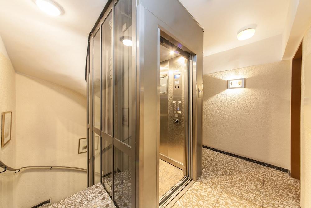 Hotel Flora Duesseldorf Extérieur photo